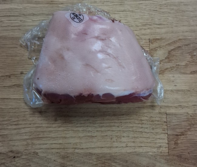 Jarreton de porc demi sel